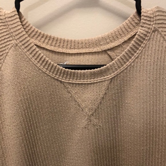 Hollister sweater / long sleeve shirt - Picture 2 of 4